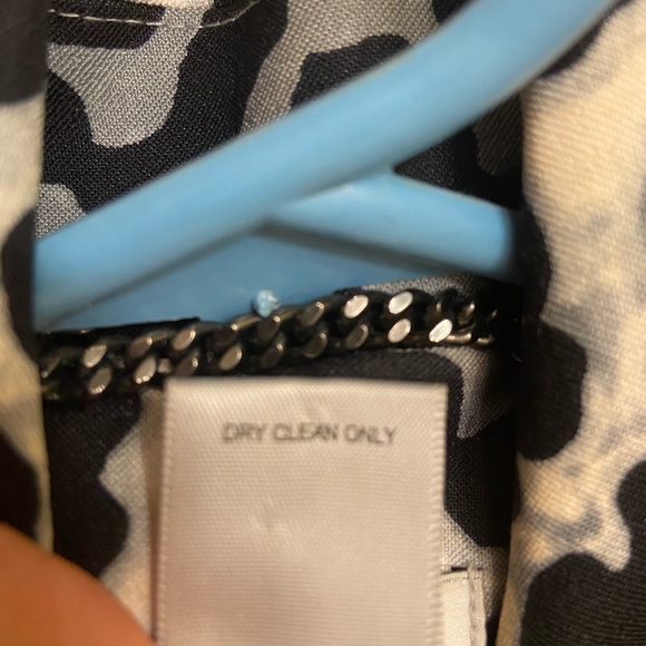 Cache female jacket - Picture 8 of 8